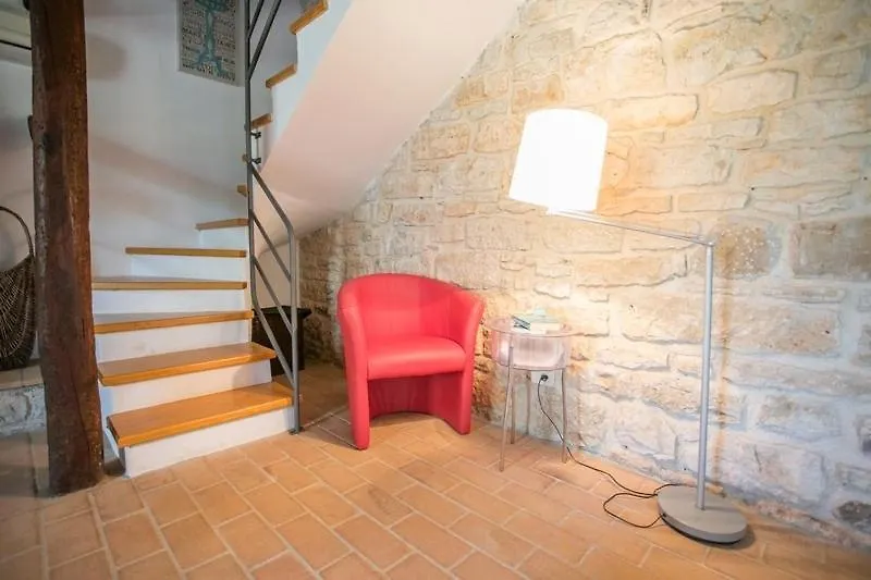 Apartman Abortolami With Pool And Garden